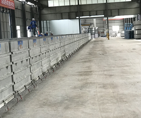 赤峰苯板廠的產能如何？是否能滿足大規模項目需求？